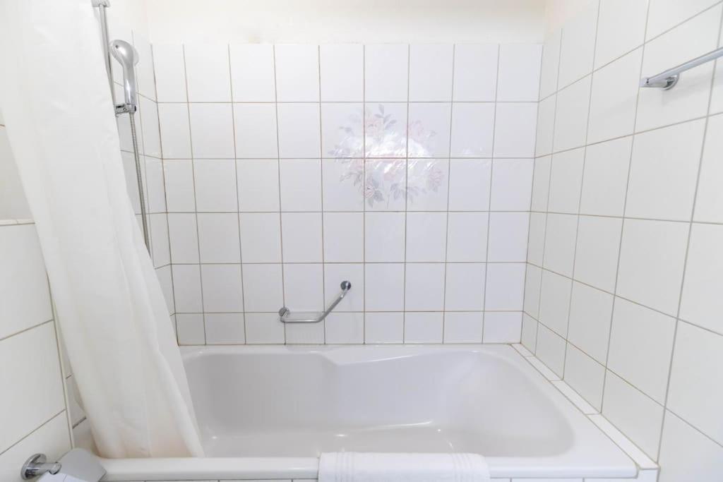 Executive 1 Bedroom Flat, City Center 苏黎世 外观 照片