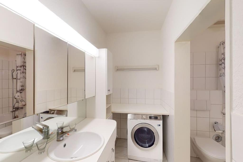 Executive 1 Bedroom Flat, City Center 苏黎世 外观 照片